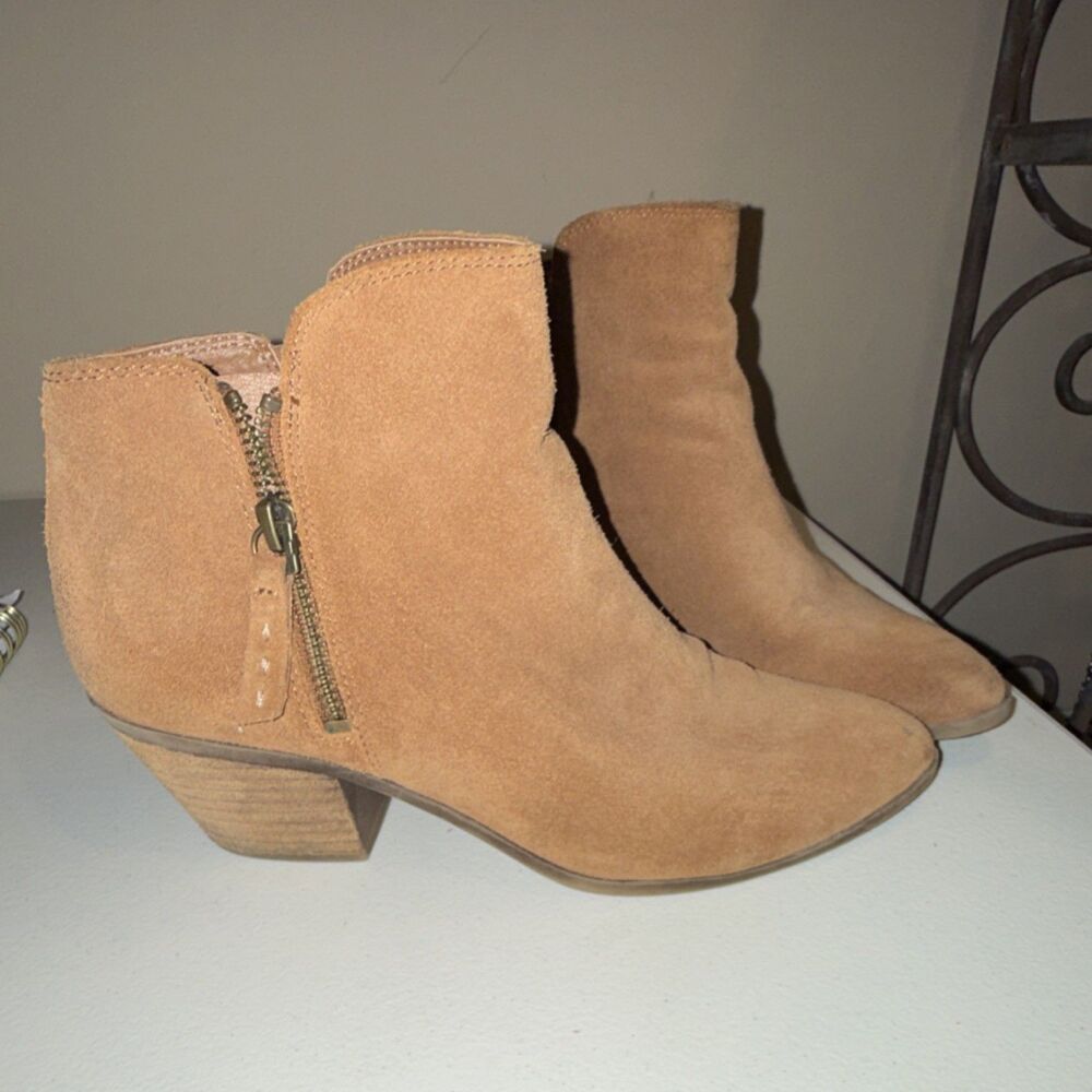 Frye Tan Suede Bootie Ankle Boots With Zip Block Heel Almond Toe Women